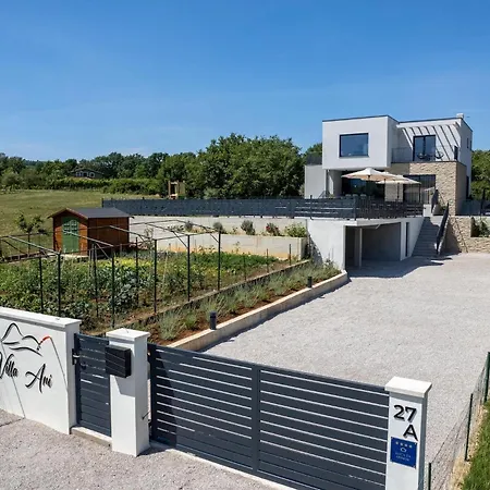 Holiday home Ani Krsan *