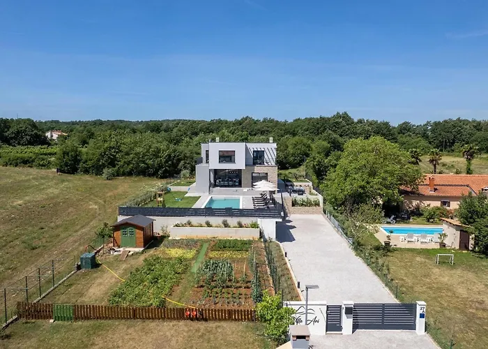 Feriehus Ani Krsan Potpićan